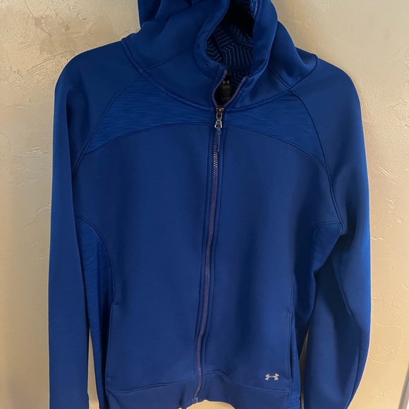 Large royal blue hooded Uber armour running sweatshirt with thumb holes - Picture 3 of 6